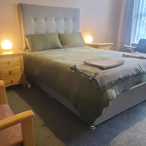 Edenderry Town House Homestay
