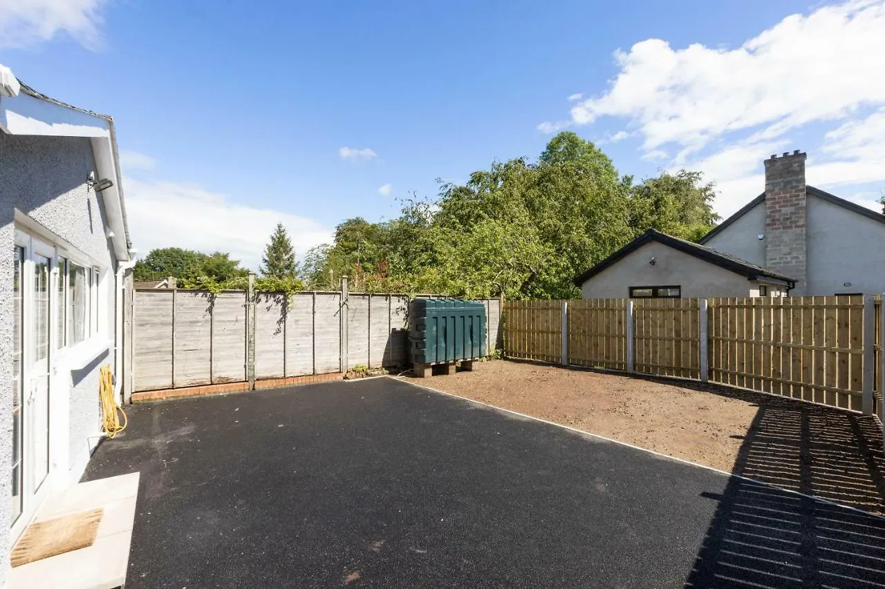Vakantiehuis Chestnut House, Beautiful, Spacious & Comfortable Belfast