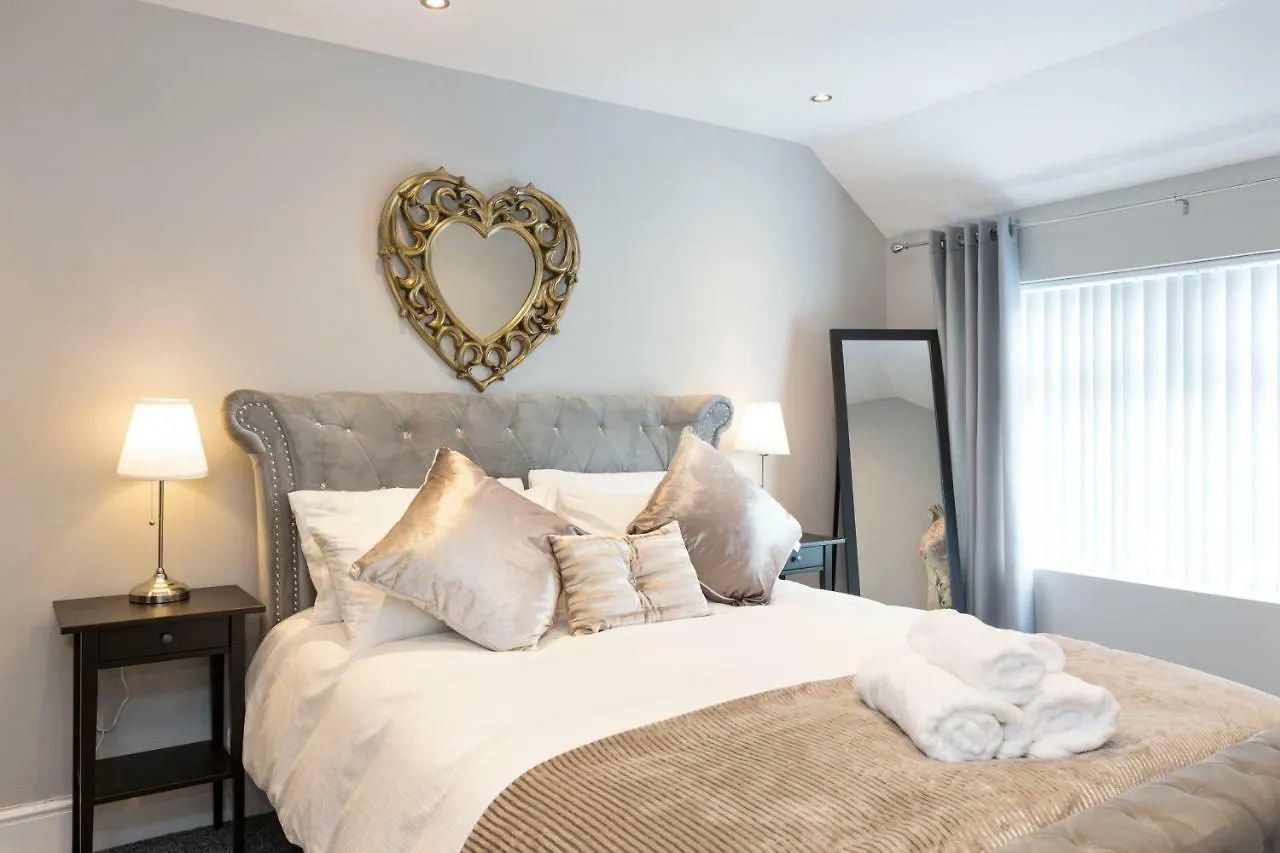 Vakantiehuis Chestnut House, Beautiful, Spacious & Comfortable Belfast Verenigd Koninkrijk